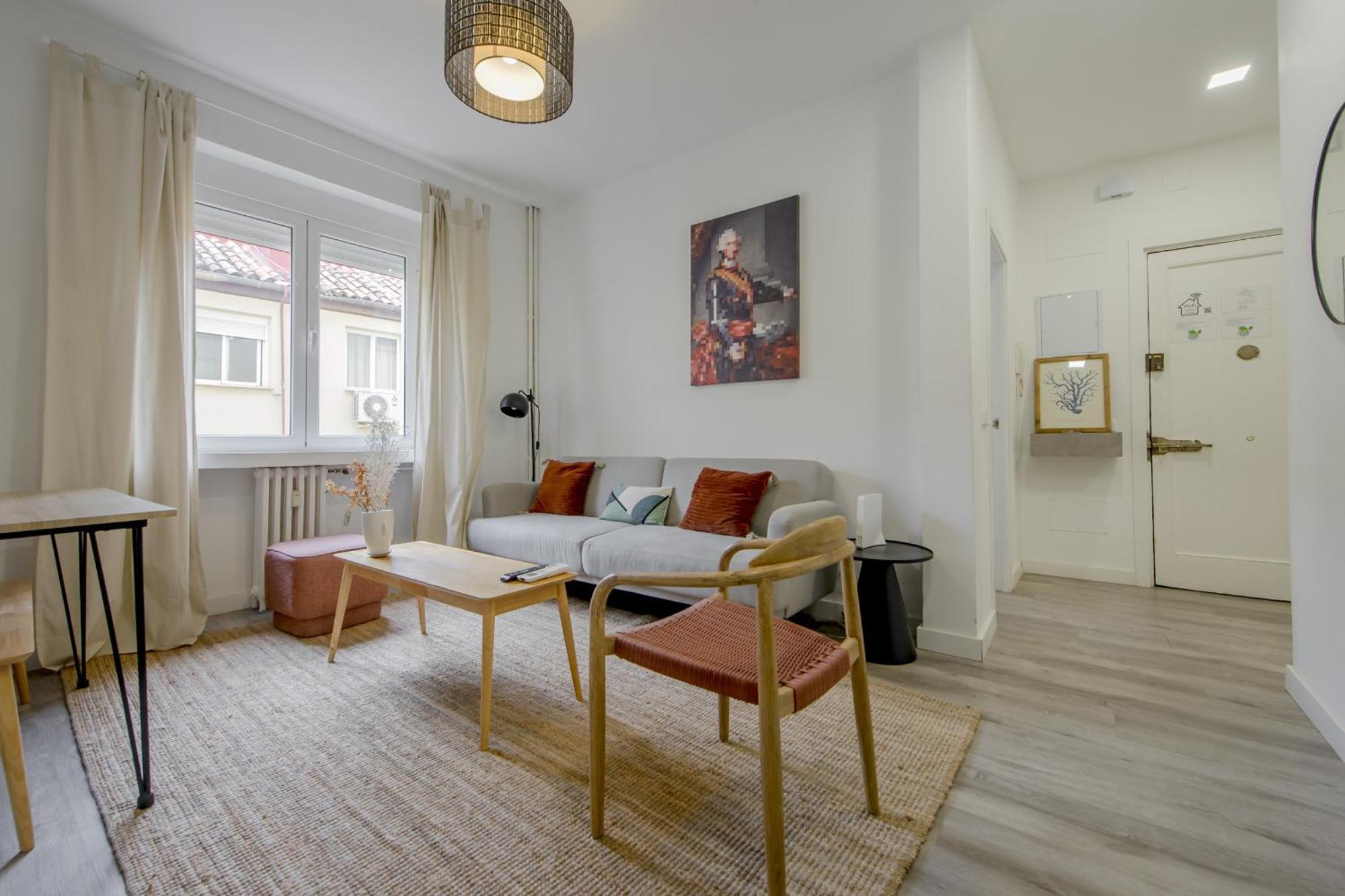 Apartment Genial En La Latina-centro De Madrid